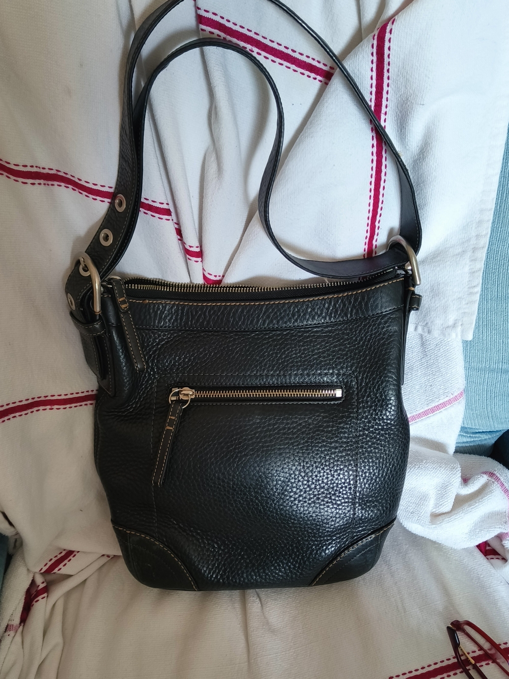 Coach Classic  Black Leather Crossbody Shoulder Bag
